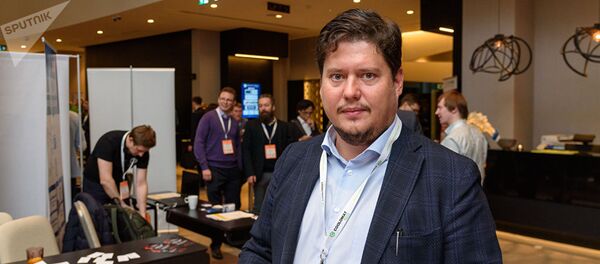 Представитель Coinsbank в России Владислав Сапожников - Sputnik Таджикистан