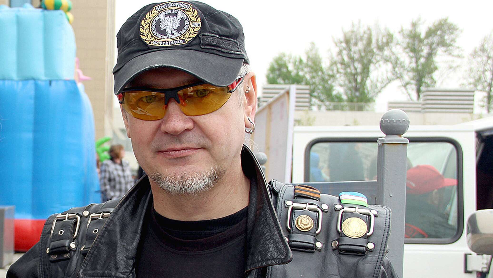 узбек байкер. 2010. байкеры казань. президент мотоклуба михаил алексеев. мотоцикл хирурга залдостанова.