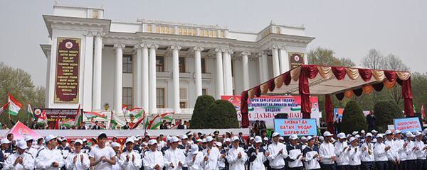 Торжественные проводы призывников в армию - Sputnik Таджикистан