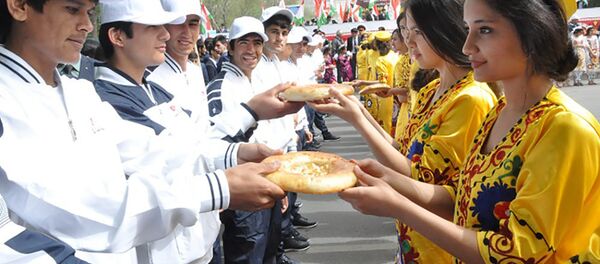 Торжественные проводы призывников в армию Торжественные проводы призывников в армию - Sputnik Тоҷикистон