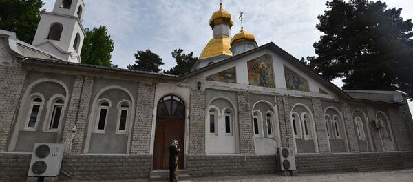 Свято-Никольский собор в Душанбе Свято-Никольский собор в Душанбе - Sputnik Таджикистан