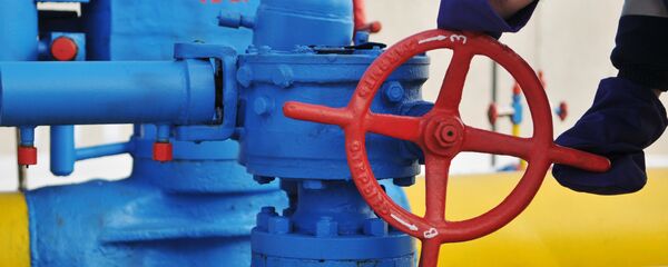 Вентиль на трубопроводе газораспределительной станции - Sputnik Таджикистан