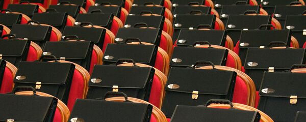 Портфели - Sputnik Тоҷикистон