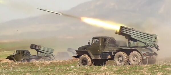 Учения в горах подразделений российской военной базы в Таджикистане - Sputnik Тоҷикистон
