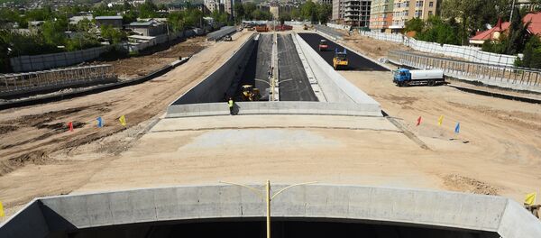 Строительство дороги, архивное фото - Sputnik Таджикистан