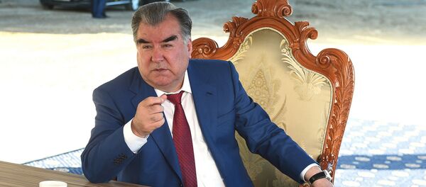 Эмомали Рахмон, архивное фото - Sputnik Тоҷикистон