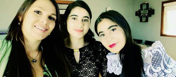 Сестры Холовы , архивное фото Сестры Холовы , архивное фото - Sputnik Таджикистан