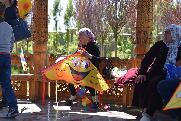 Фестиваль воздушных змеев в Душанбе - Sputnik Таджикистан