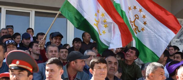 Зрители на стадионе, архивное фото - Sputnik Таджикистан