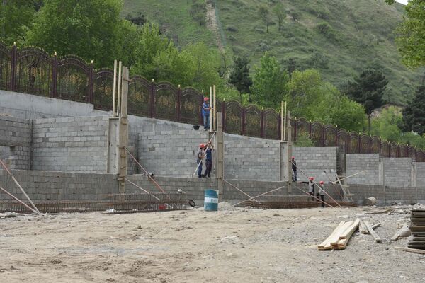 Строительство аквапарка в Варзобе - Sputnik Таджикистан