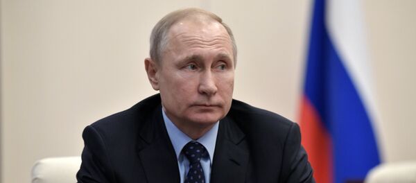 Президент РФ В. Путин, архивное фото Президент РФ В. Путин, архивное фото - Sputnik Таджикистан