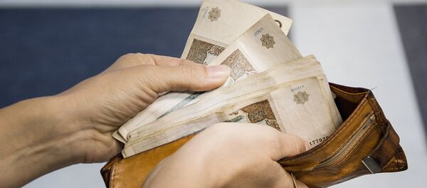 Кошелек с деньгами - Sputnik Таджикистан