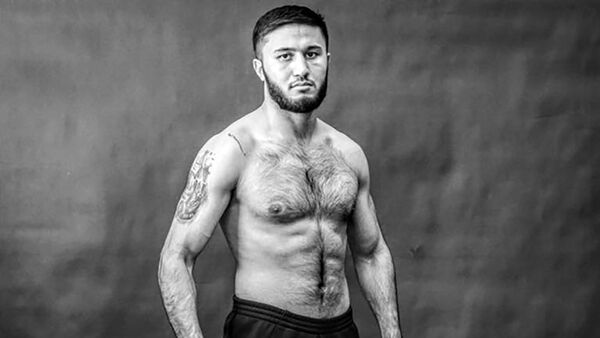 Таджикский боксер Мехрубон Сангинов, архивное фото - Sputnik Таджикистан