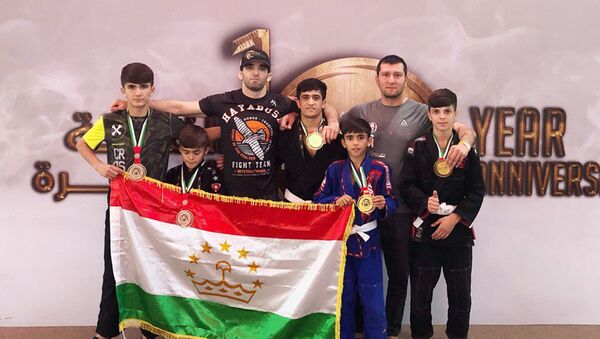 Команда Комила Боймуродова выиграла шесть наград в ОАЭ - Sputnik Таджикистан