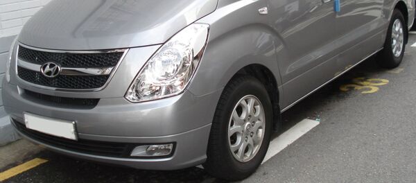 Микроавтобус Hundai Starex, архивное фото - Sputnik Тоҷикистон