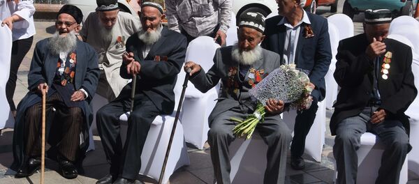 Концерт ветеранам ВОВ Концерт ветеранам ВОВ - Sputnik Тоҷикистон