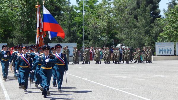 В 201-й РВБ прошли праздничные мероприятия - Sputnik Таджикистан
