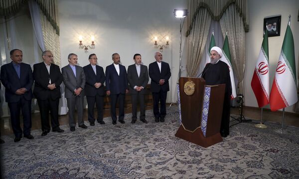 Президент Ирана Хасан Рухани во время телевизионного обращения - Sputnik Таджикистан