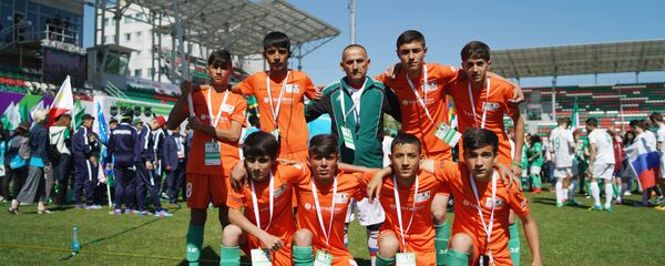 Таджикская сборная по футболу на чемпионате среди детей-сирот Таджикская сборная по футболу на чемпионате среди детей-сирот - Sputnik Таджикистан