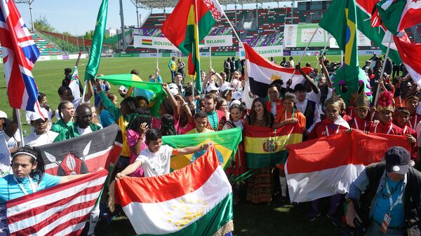 Открытие первого в истории чемпионата мира по футболу среди детей-сирот - Sputnik Таджикистан