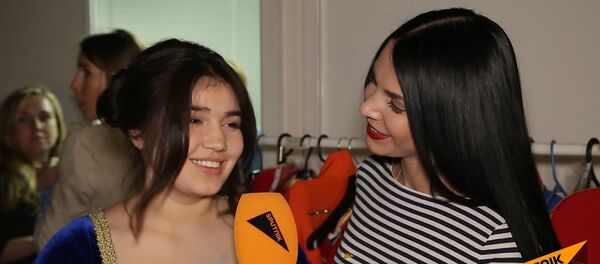 Мехрона Гайбуллоева перед выступлением в полуфинале Ты супер! - Sputnik Тоҷикистон