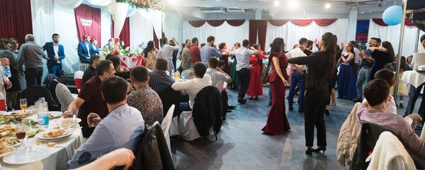 Таджикская свадьба в Москве Хангомы и Халима - Sputnik Тоҷикистон