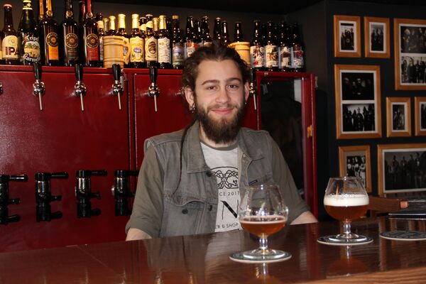 Местный пивной бар готов к приему иностранных гостей Местный пивной бар готов к приему иностранных гостей - Sputnik Таджикистан