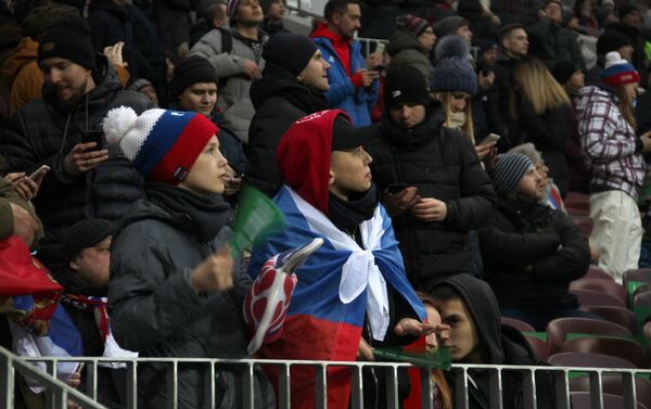 “Лужники” с честью выдержали товарищеский матч между сборными России и Бразилии - Sputnik Таджикистан