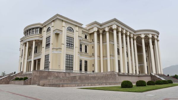 Дворец нации в Душанбе, архивное фото - Sputnik Тоҷикистон