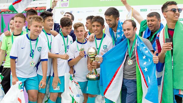 Узбекистан выиграл международный турнир по футболу - Sputnik Таджикистан