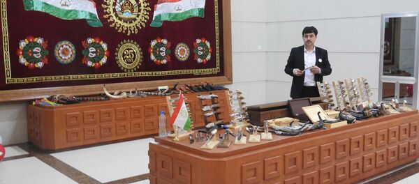 Национальный музей Таджикистана организовал акцию Ночь в музее Национальный музей Таджикистана организовал акцию Ночь в музее - Sputnik Таджикистан