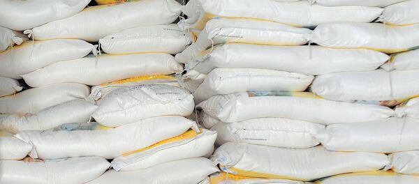 Мешки с мукой на складе, архивное фото Мешки с мукой на складе, архивное фото - Sputnik Тоҷикистон