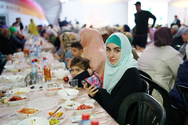 Празднование Рамадана в Москве, архивное фото - Sputnik Таджикистан