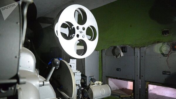 Кинопроектор, архивное фото - Sputnik Таджикистан