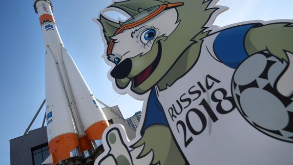 Фигура талисмана чемпионата мира по футболу 2018 в России волка Забиваки - Sputnik Таджикистан