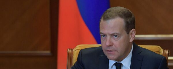 Премьер-министр РФ Д. Медведев провел совещание по экономическим вопросам - Sputnik Тоҷикистон