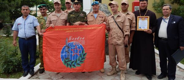 Военнослужащие 201-й РВБ отметили 100-летний юбилей Дня пограничника - Sputnik Таджикистан