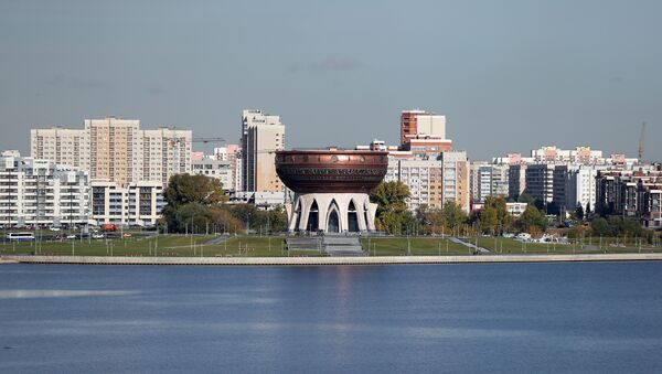 Вид на центр семьи Казан на набережной реки Казанки - Sputnik Таджикистан
