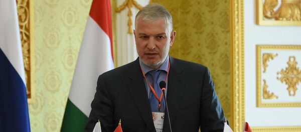 Руководитель проектов дирекции по взаимодействию с органами госвласти х5 Retail Group Манучар Кутаталадзе Руководитель проектов дирекции по взаимодействию с органами госвласти х5 Retail Group Манучар Кутаталадзе - Sputnik Таджикистан