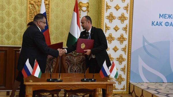 Подписание экспортного контракта между РТ и РФ - Sputnik Таджикистан