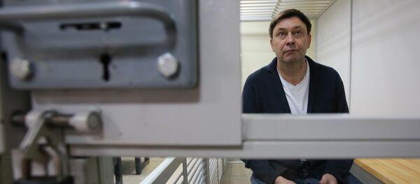 Руководитель портала РИА Новости Украина Кирилл Вышинский во время рассмотрения апелляции, архивное фото - Sputnik Тоҷикистон