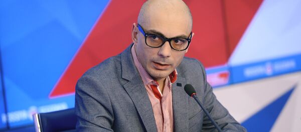 Российский журналист и радиоведущий Армен Гаспарян Российский журналист и радиоведущий Армен Гаспарян - Sputnik Таджикистан