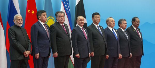Главы стран ШОС на саммите в Китае - Sputnik Тоҷикистон