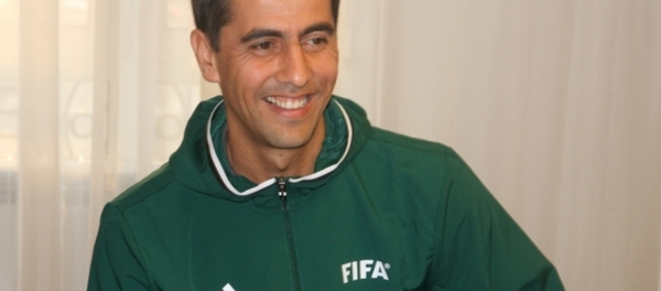 Рефери Равшан Ирматов Рефери Равшан Ирматов - Sputnik Таджикистан