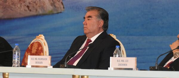 Президент Таджикистана Эмомали Рахмон Президент Таджикистана Эмомали Рахмон - Sputnik Таджикистан