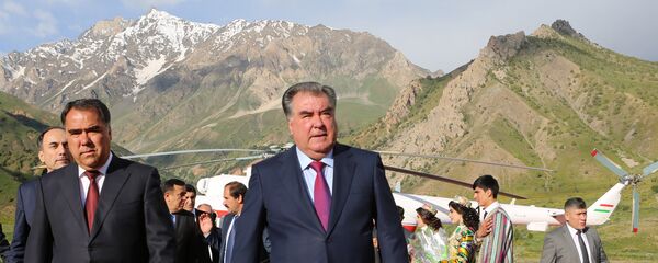 Визит Эмомали Рахмона в Согдийскую область - Sputnik Тоҷикистон