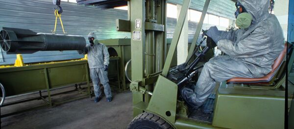 Погрузка торпеды. архивное фото - Sputnik Таджикистан