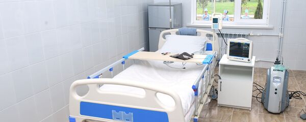 Открытие нового здания хирургии в районе Шахристан, архивное фото  - Sputnik Тоҷикистон