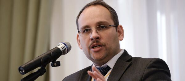 Директор Делового клуба ШОС Денис Тюрин Директор Делового клуба ШОС Денис Тюрин - Sputnik Тоҷикистон