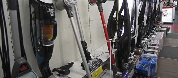 В магазине бытовой техники, архивное фото - Sputnik Тоҷикистон